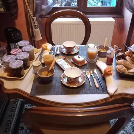 Bounty, B&b, Cuisine Privee, Lit Queen Size, Terrasse, Parking, Garage Olliergues