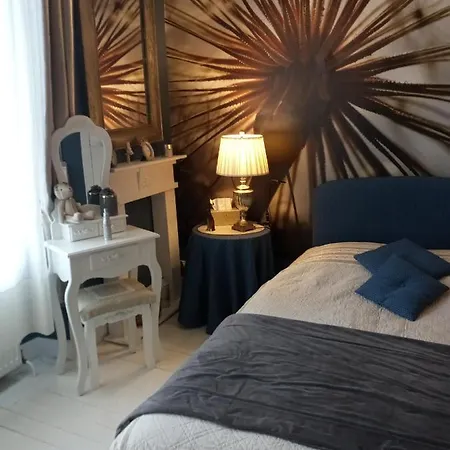 Bounty, B&b, Cuisine Privee, Lit Queen Size, Terrasse, Parking, Garage Bed & Breakfast *