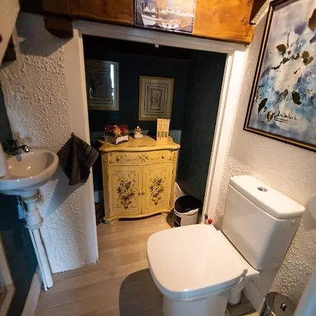 Bed & Breakfast Bounty, B&b, Cuisine Privee, Lit Queen Size, Terrasse, Parking, Garage