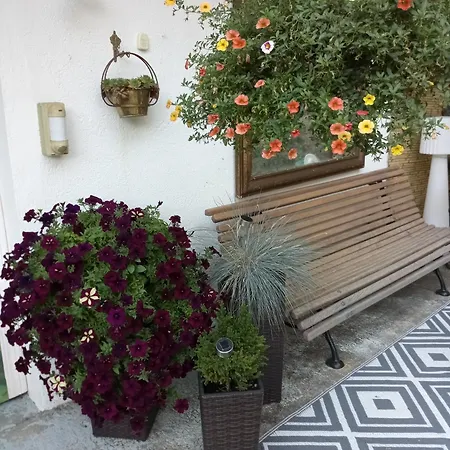 Bounty, B&b, Cuisine Privee, Lit Queen Size, Terrasse, Parking, Garage Olliergues