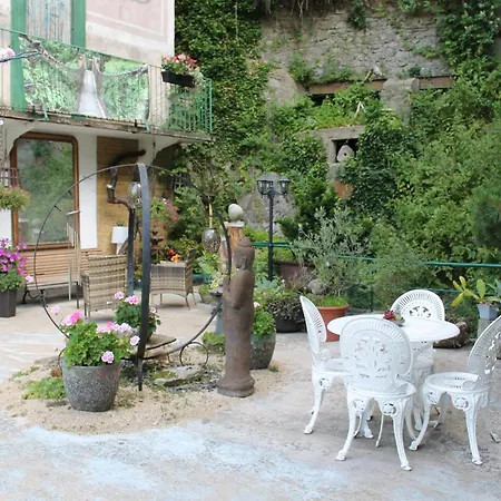 Bounty, B&b, Cuisine Privee, Lit Queen Size, Terrasse, Parking, Garage Bed & Breakfast Olliergues