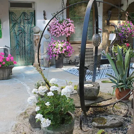 Bounty, B&b, Cuisine Privee, Lit Queen Size, Terrasse, Parking, Garage Bed & Breakfast *