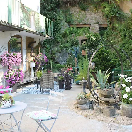 Bounty, B&b, Cuisine Privee, Lit Queen Size, Terrasse, Parking, Garage * Olliergues